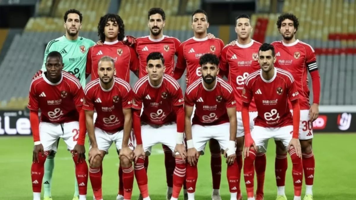 عاجل: تأجيل صدام الأهلي وسيراميكا رسمياً... هل ينقذ هذا القرار حلم المارد الأحمر في الصدارة؟