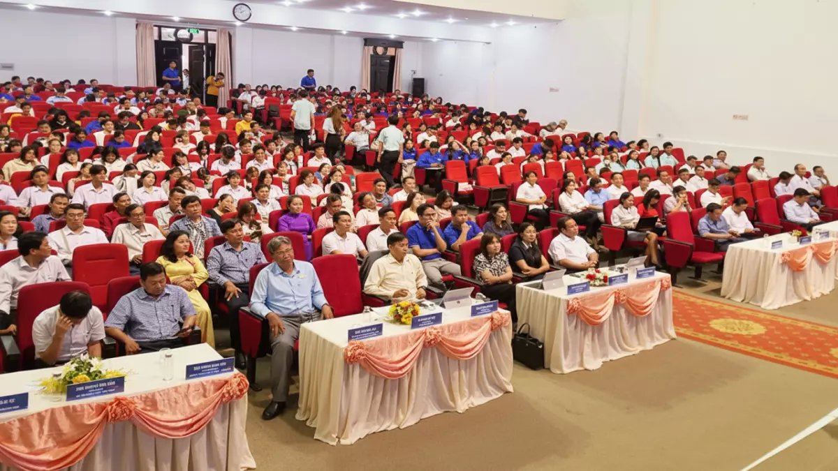 عاجل: كا ماو تكشف عن 5 التزامات ثورية لدعم الشركات الناشئة... مشروع المانجروف يحصد الذهب!