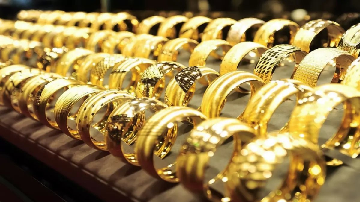 عاجل: انهيار صادم للذهب بـ175 جنيهاً للجرام... هل خسر المستثمرون المصريون آلاف الجنيهات؟