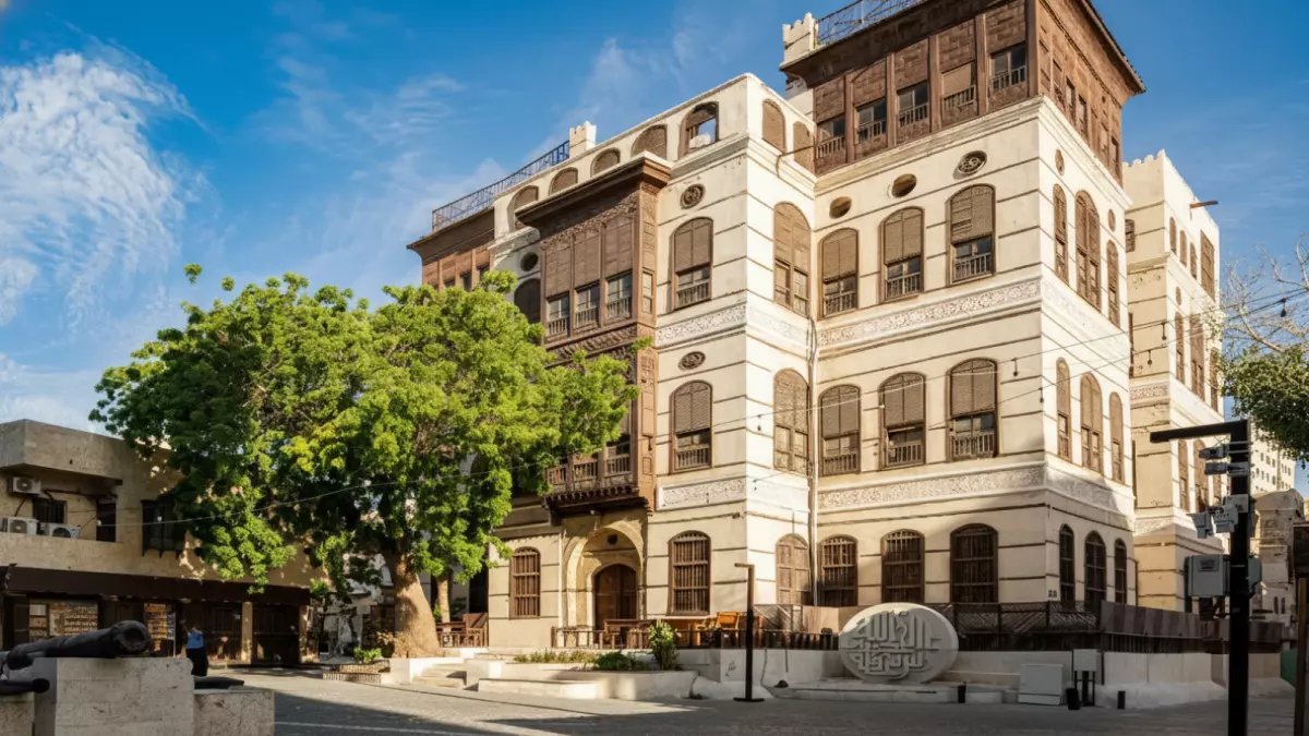 سامي نوّار: الرجل الذي أنقذ تراث السعودية لمدة 25 عاماً... تكريم مؤثر يحبس الأنفاس!