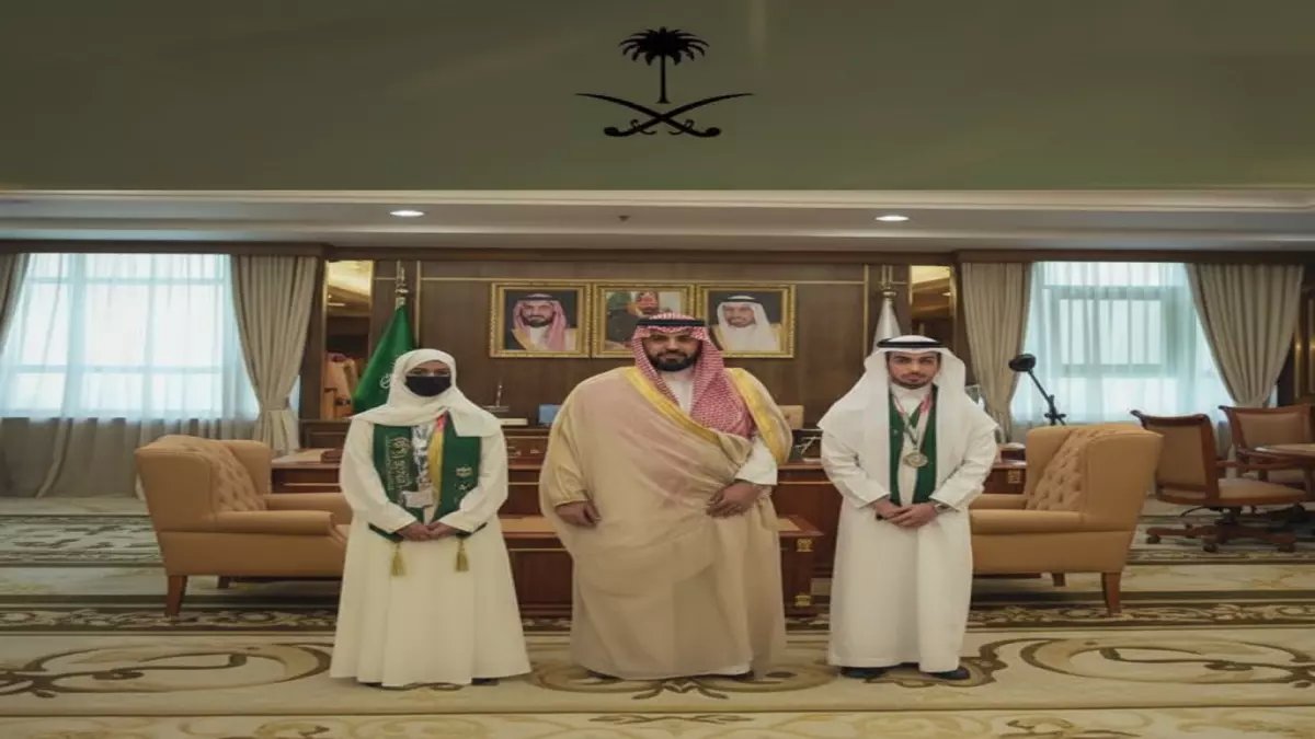 فخر السعودية: أمير جازان يكرّم عبقرين سعوديين حصدا ذهب وفضة جنيف للاختراعات 2026!