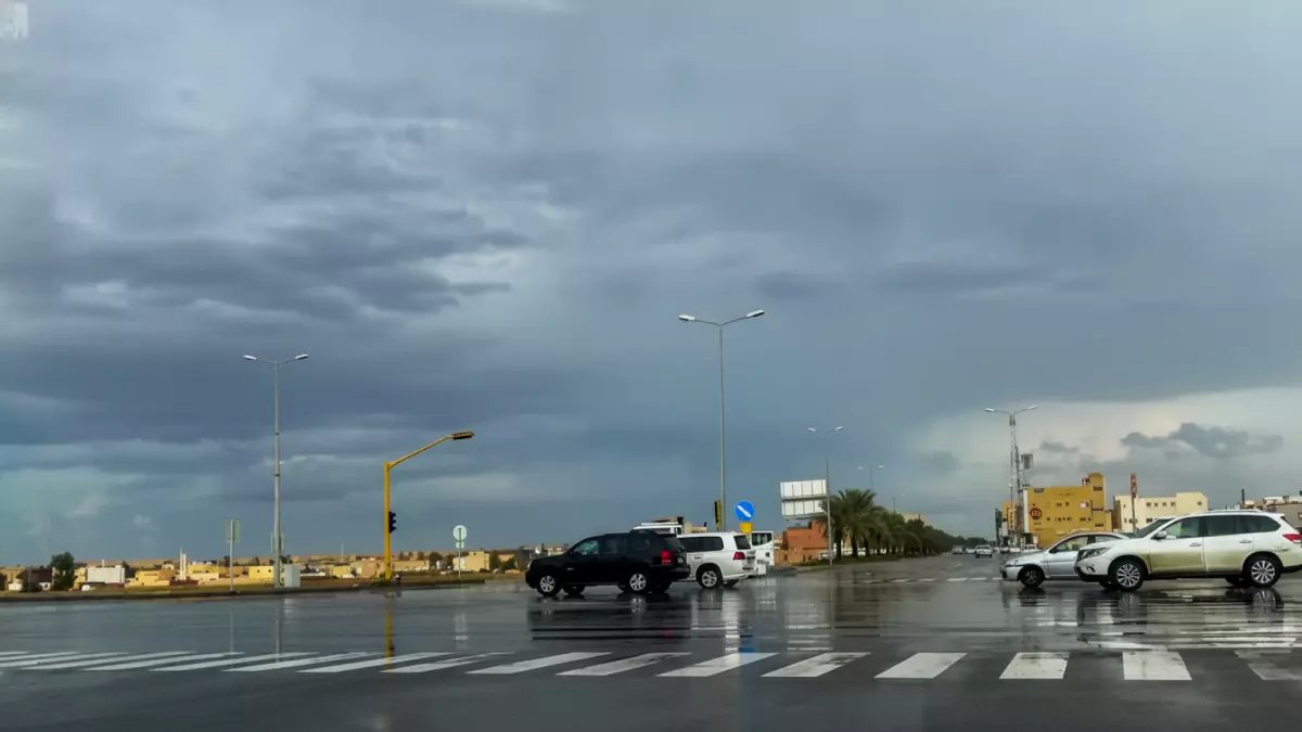 عاجل: إنذار أحمر يضرب السعودية - أمطار ربيعية قياسية تغمر 7 مناطق خلال 72 ساعة!