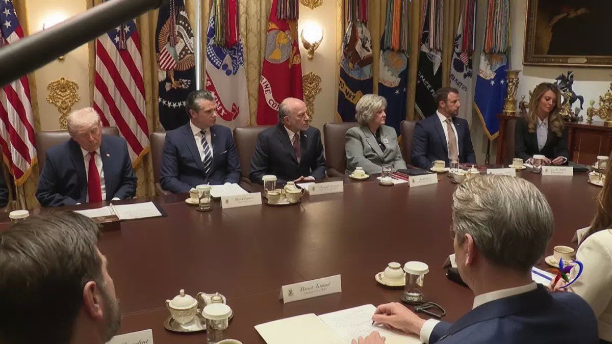 عاجل: ويتكوف يكشف لترامب "الإشارة السرية" من إيران - طهران تطلب شروطاً صادمة لوقف الحرب!