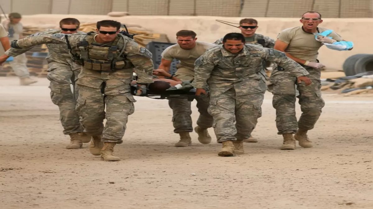 عاجل: إيران تضرب قاعدة أمريكية في السعودية - 12 جندي مصاب واثنان في حالة خطيرة!