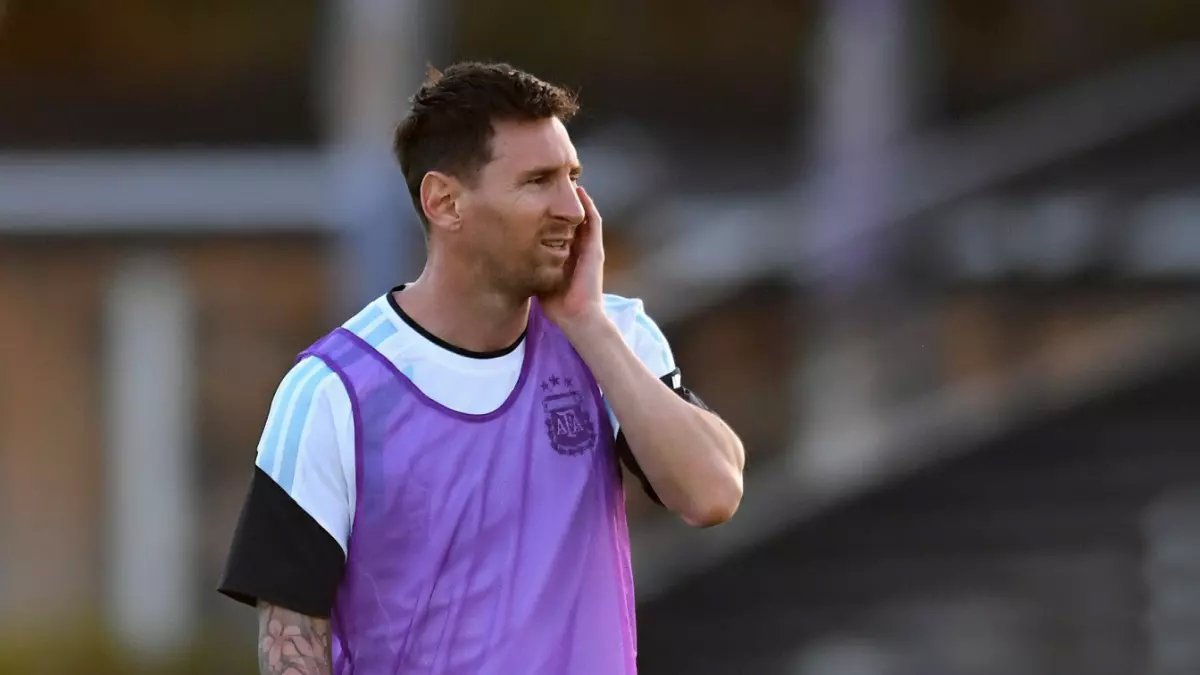 عاجل: كلوب يكشف السر وراء رحيل صلاح... "سيلعب حتى سن الأربعين وهذا ما اتفقنا عليه!"