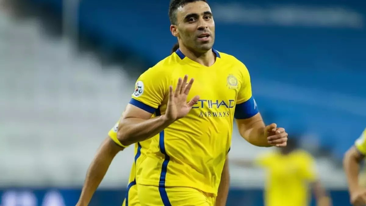 عندما هددت التوترات الإقليمية حلم النصر الآسيوي.. كانت الاستجابة تعديلين في جدول الدوري المحلي كله