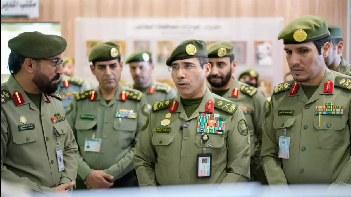 الجوازات السعودية تُباغت ملايين المقيمين بـ"قرار تاريخي" ومفاجأة لم تكن في الحسبان! سر الـ 15 ألف قرار!