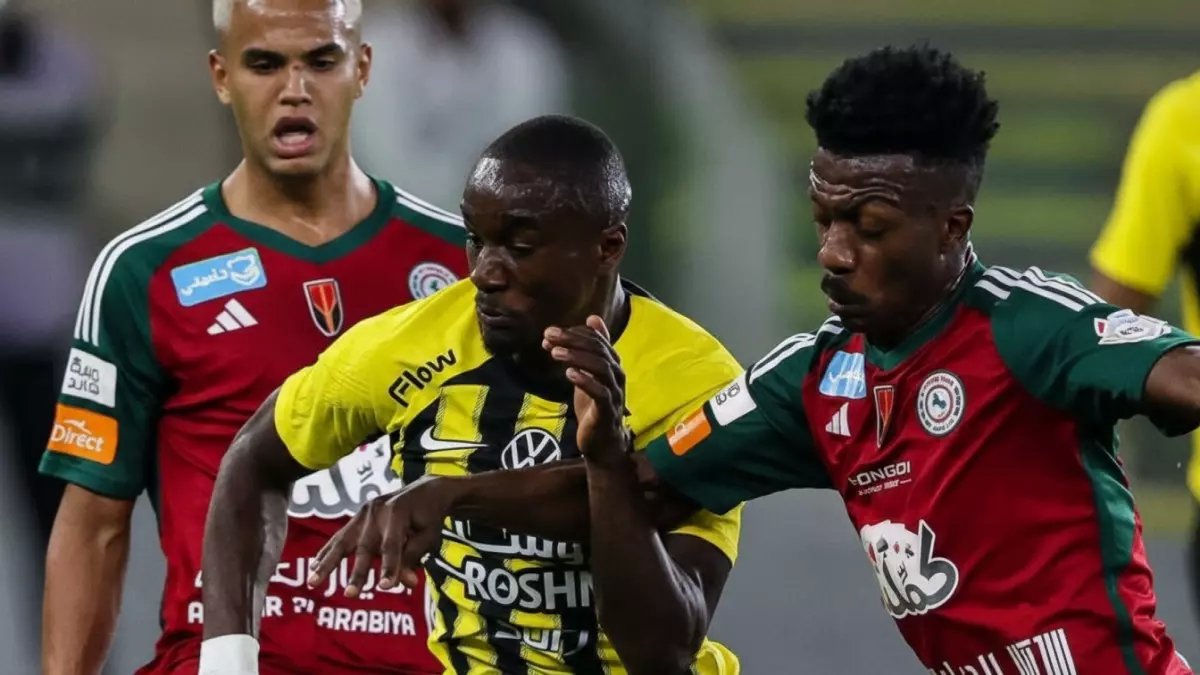 عاجل: الاتحاد يخوض مباراة سرية مغلقة أمام الوحدة... هل يحضر لمفاجأة ضد الحزم؟