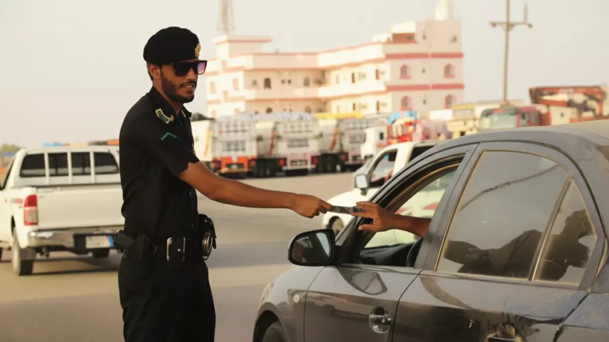 قرار مروري كبير يهدد بروتين 500,000 عائلة.. والإدارة العامة للمرور تعيد هندسة سوق كامل لن يعود كما كان.