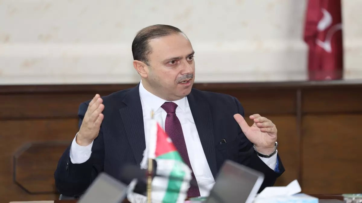 عاجل: خبير يكشف الأسئلة الصادمة التي ستغير مستقبل الضمان الاجتماعي للأبد… ماذا سيحدث لمدخراتك؟