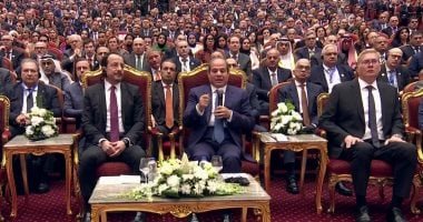 الرئيس السيسى يناشد نظيره الأمريكى بإيقاف الحرب خلال معرض مصر الدولى للطاقة