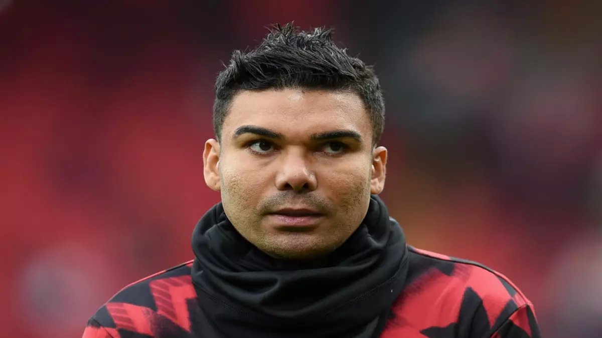 عاجل: مفاجأة صادمة! كاسيميرو يقرر مصيره النهائي… بين النصر وميسي في أمريكا - الاختيار هنا