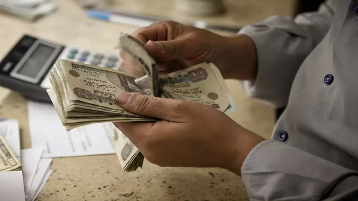 مخاوفك من تأكل معاشك أمام التضخم تنتهي بـ'100 ألف تصبح 200 ألف' عبر البنك العربي الأفريقي