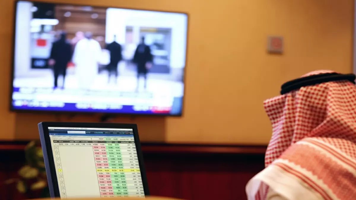 عاجل: 9 شركات سعودية تواجه إيقاف التداول غداً - أسباب صادمة وراء الأزمة!