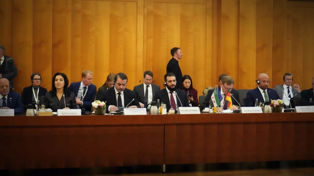 عاجل: الرئيس السوري الجديد "الشرع" يعلن تحويل سوريا لقوة اقتصادية - هل تنقذ سلاسل التوريد العالمية؟