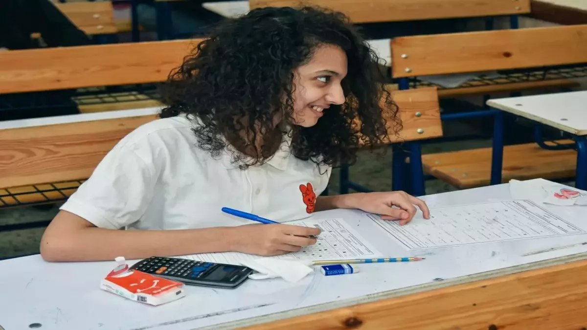 عاجل: وزارة التعليم تعلن مواعيد امتحانات الإعدادية 2027… والطلاب يحصلون على تابلت مجاناً العام المقبل!