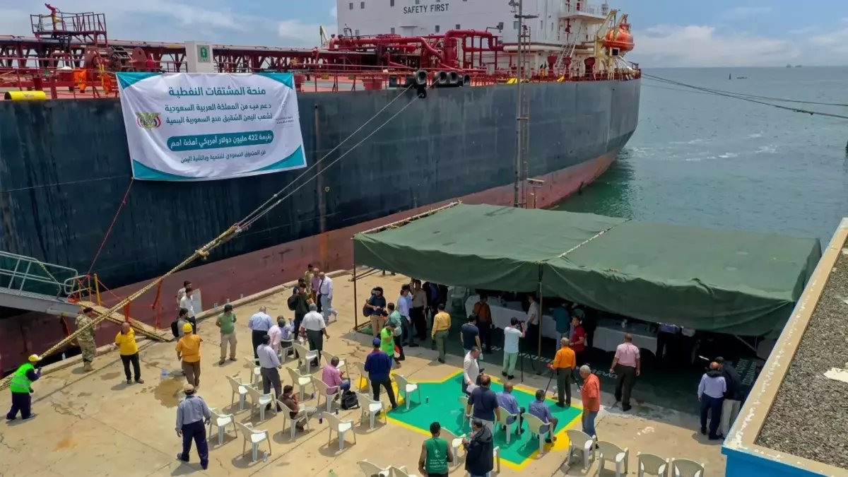 كيف يُمكن لـ 800 مليون دولار أن تكون ممرّضة لمستشفى واحد؟.. البرنامج السعودي لتنمية اليمن يجيب