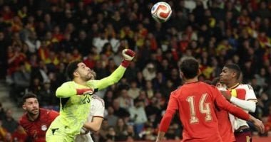 خيتافي وألميريا ينافسان فالنسيا على ضم مصطفى شوبير