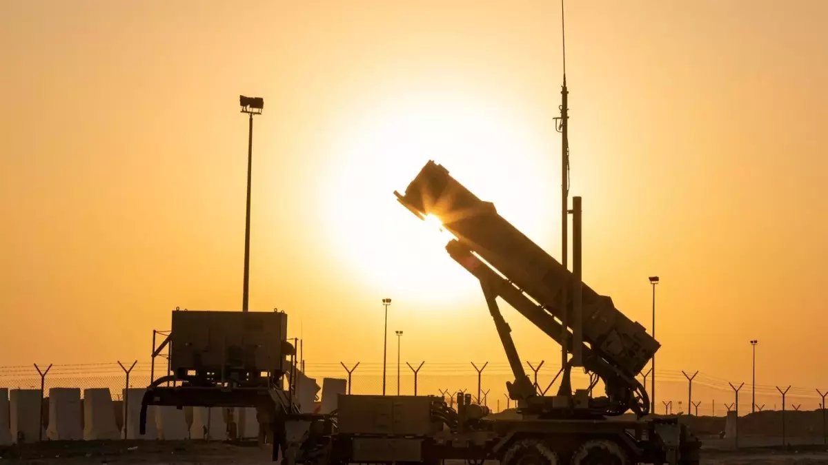 عاجل: السعودية تسقط 11 صاروخاً ومسيّرة في يوم واحد... هجوم منسق على المنطقة الشرقية!