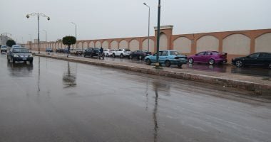 سقوط أمطار الآن على عدة مناطق.. والأرصاد تحذر من رياح مثيرة للأتربة