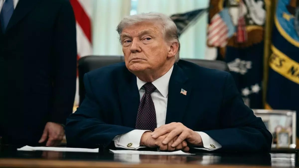 عاجل: ترمب يكشف موعد الانسحاب المفاجئ من إيران… قرار يقلب الشرق الأوسط ويترك طهران تعاني 20 عاماً لإعادة البناء!