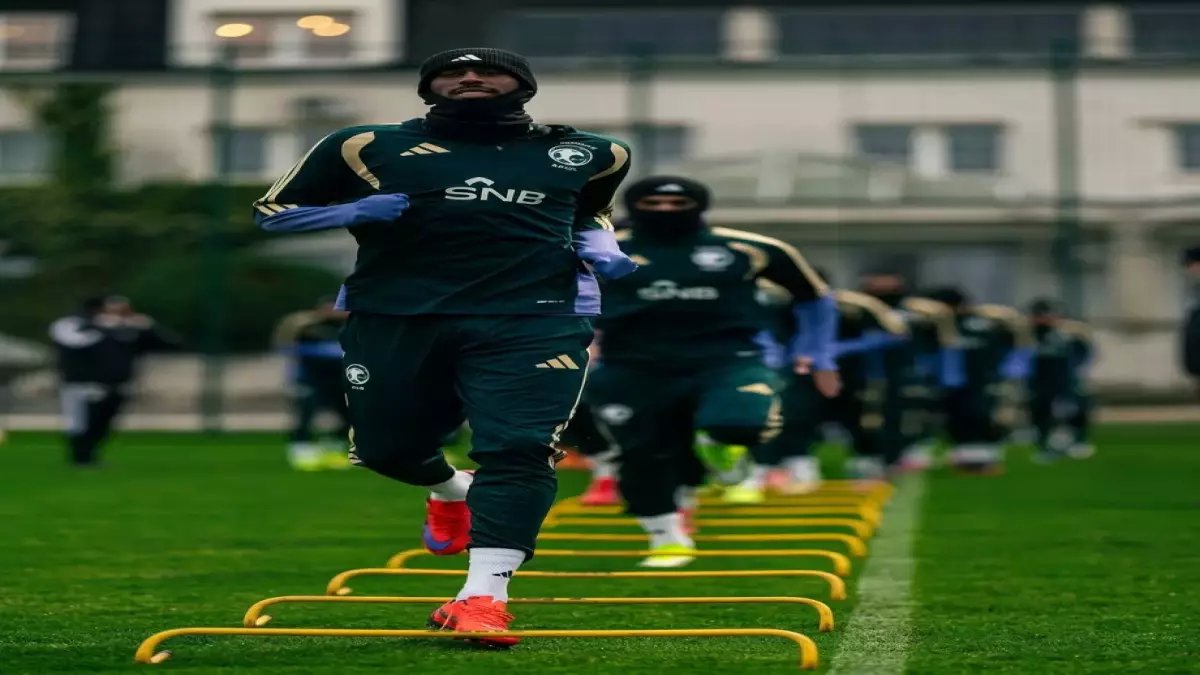 انفراد: خالد العطوي يكشف سر ضياع الأخضر ويعلن صاعقة: نصبوني مدرباً وسترون منتخباً مشرفاً!