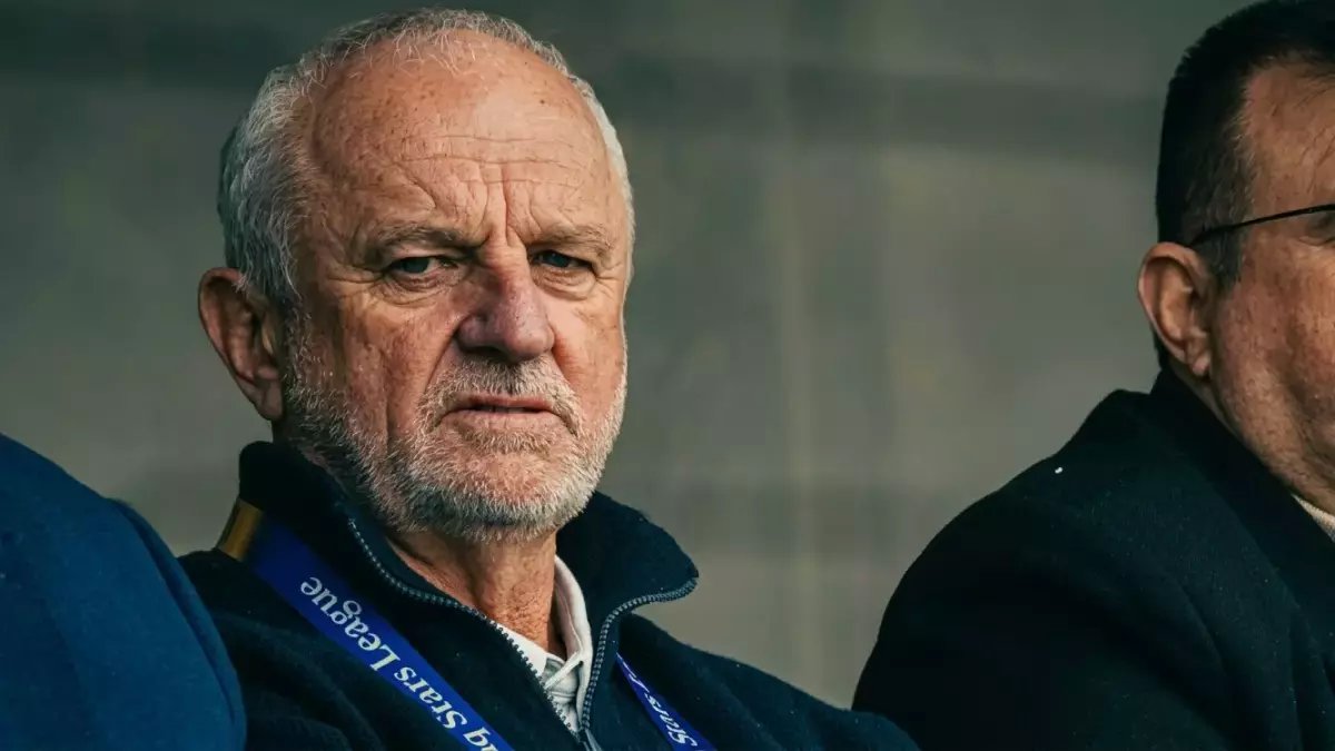 عاجل: غراهام أرنولد يكشف سر الانتصار التاريخي للعراق - 'أول مرة أمدرب منتخبين في المونديال.. وهذا هدفي القادم!'