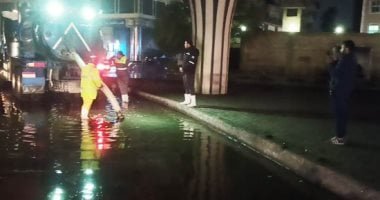 ​طوارئ فى القاهرة.. انتشار مكثف لمعدات شفط الأمطار لتيسير حركة المرور