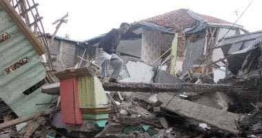 هيئة المسح الجيولوجى الأمريكية ترصد موجات تسونامى بعد زلزال ضرب إندونيسيا