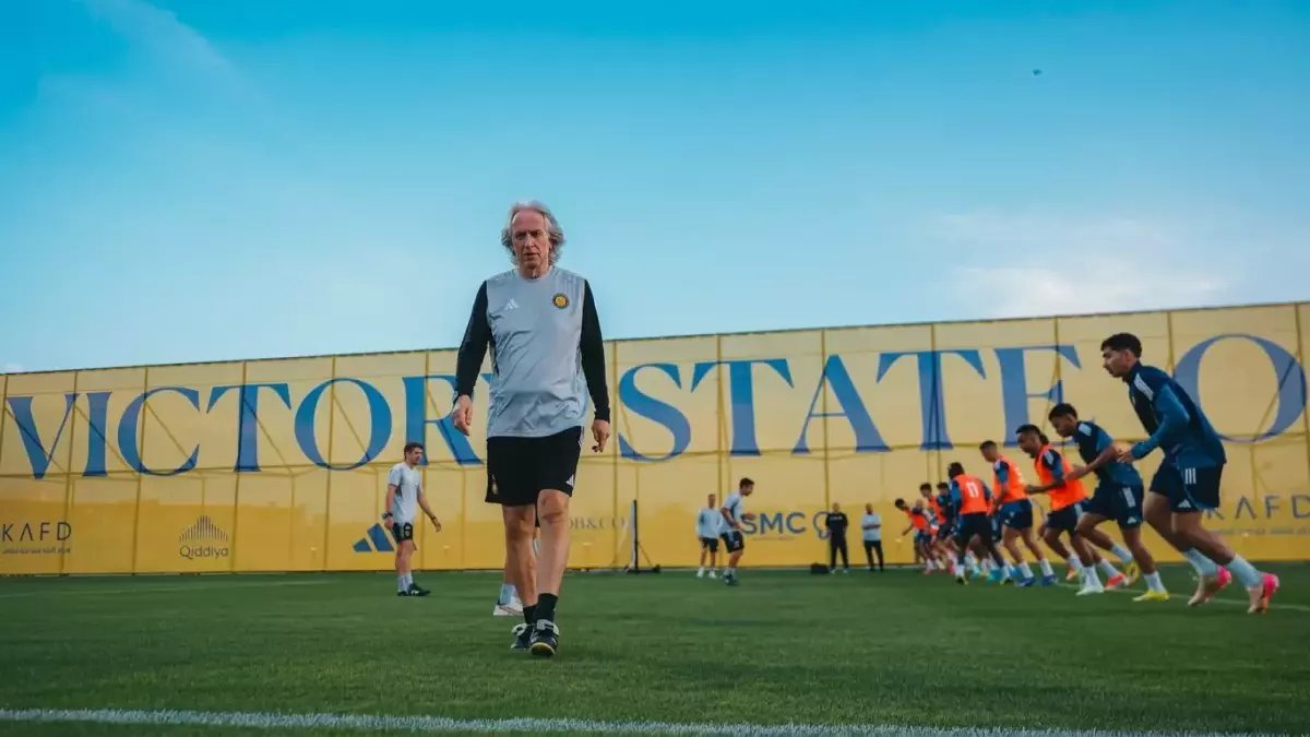 جيسوس يرفض تدريب المنتخب السعودي رسمياً… يُفضِّل التركيز على النصر ويحسم الجدل نهائياً!