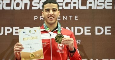 جامعة العاصمة تهنئ الطالب يوسف عمرو عبد الحكيم بعد التتويج بذهبيتي إفريقيا لسيف المبارزة