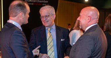 القائم بأعمال السفارة الامريكية يحتفل بتميز بلاده بمجال الطاقة في EGYPES