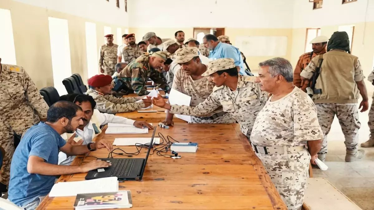 حصري: مصادر تكشف الموعد النهائي لصرف مرتبات الجيش والأمن... قرار صادم يثير تساؤلات الجميع!