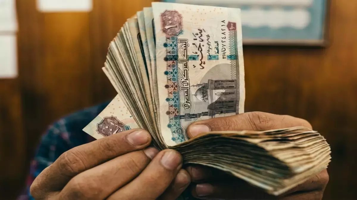 لن تصدق الفجوة المالية بين الموظفين... لكن البنك التجاري الدولي يكشف لك كيف تستثمر 20% من راتبك لمستقبل مضمون.