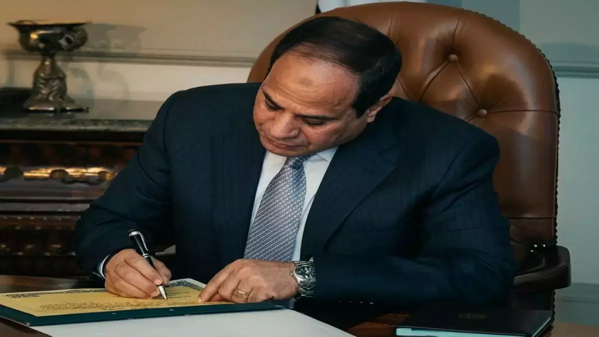 سؤال حاسم: ما الحد الفاصل بين استمرار أسرة وانتهارها؟.. وزارة التضامن تحسمه بـ 18 ألف جنيه سنوياً