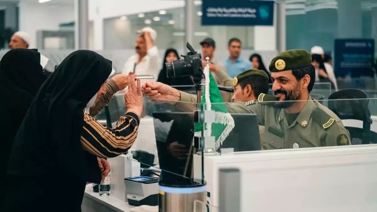 حصرية: وزارة الحج تعلن مهلة جديدة للمنتهية تأشيراتهم… مغادرة دون رسوم حتى 18 أبريل!