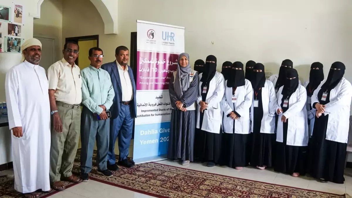 حصري: أول تدشين في المهرة.. مشروع "خطوة تمكين" يُخرج 10 قابلات مؤهلات لإنقاذ حياة الأمهات بالغيضة!