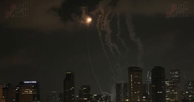 هجوم صاروخى إيرانى على إسرائيل وسماع دوى انفجارات فى تل أبيب