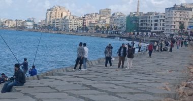 الطقس اليوم مائل للحرارة نهارا وشبورة ورمال والعظمى بالقاهرة 25 درجة