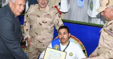 القوات المسلحة تدفع بلجان تجنيدية لإنهاء مواقف المواطنين بالمناطق الحدودية