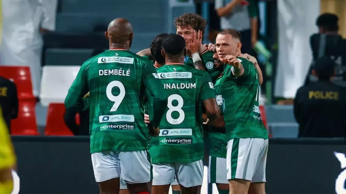 ديربي الشرقية: الاتفاق يقصف شباك القادسية بـ3 أهداف صاروخية في مباراة ساخنة شهدت 3 بطاقات حمراء!