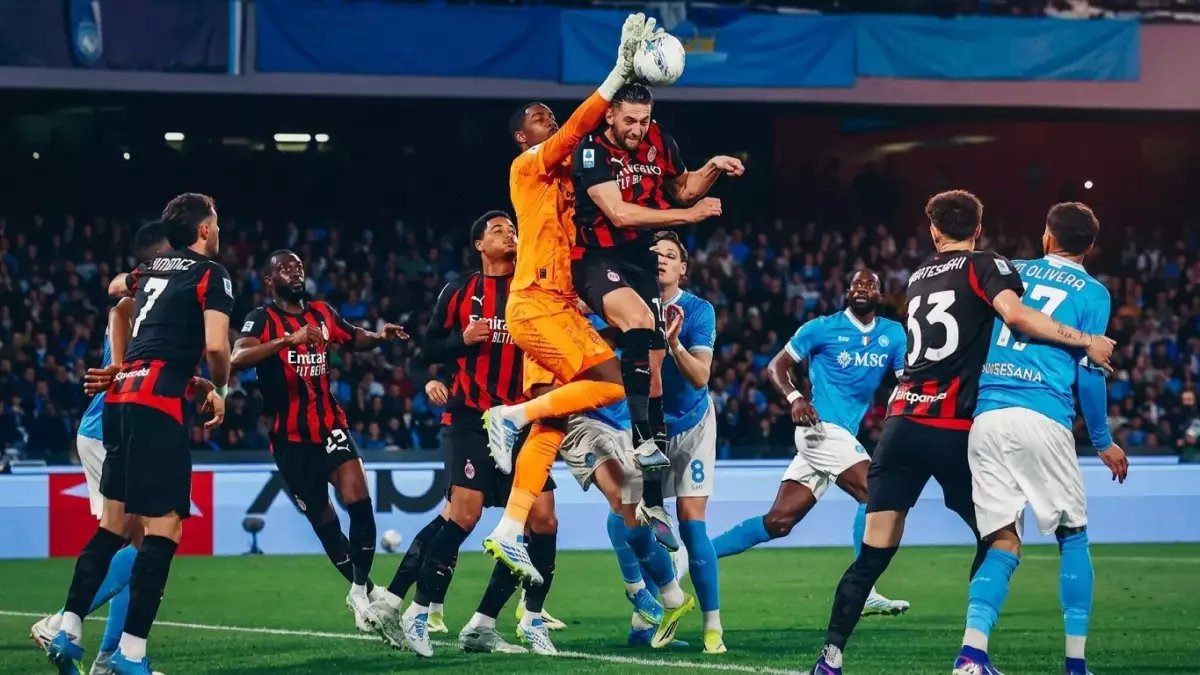 عاجل: صاعد النصر يهز المدرج.. السفياني يسجل هدفاً تاريخياً ثم يصعد لاحتضان عائلته في مشهد ساحر (شاهد الفيديو)