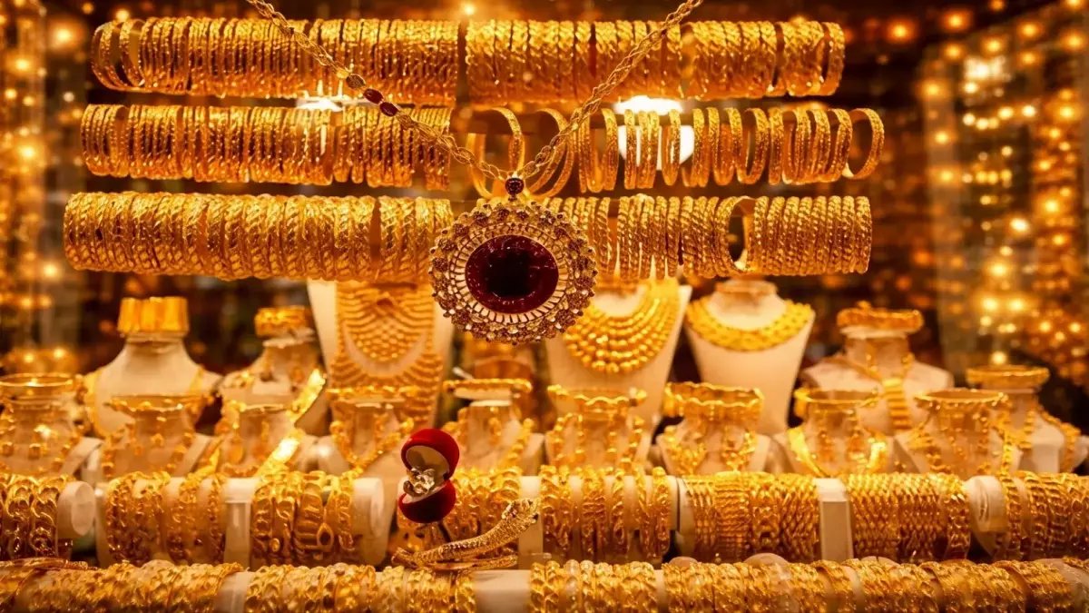 عاجل: انهيار الذهب في السعودية يصل لـ 3,926 ريالاً… هل تخسر استثماراتك قبل الزواج؟