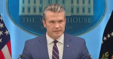 هيجسيث: سنواصل تنفيذ أكبر موجة من الضربات الأمريكية... وطهران أمام خيار حاسم