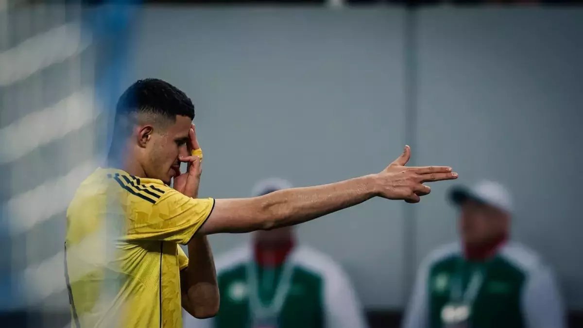 بندر الرزيحان يكشف سر انتقال عبدالله الحمدان من الهلال للنصر: "هذا الخطأ دفعهم ثمنه غالياً!"