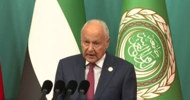 أبو الغيط يجرى اتصالاً بالرئيس اللبنانى ويؤكد التضامن الكامل مع لبنان