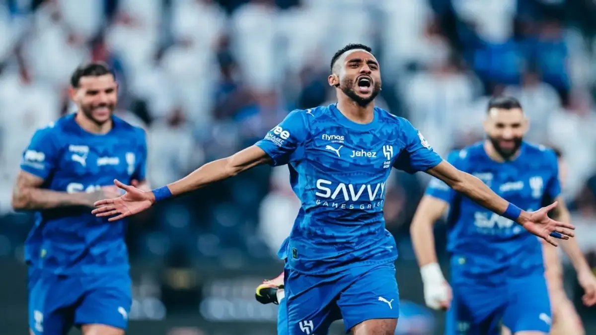 صادم: غياب فايجل يزيد أزمة دفاع القادسية في أبها... هل تنهار أحلامهم بالمنصات؟