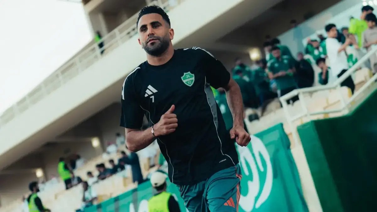 عاجل: فنربخشة يطارد محرز بقوة… صفقة مفاجئة قد تهز السوق الصيفي! تفاصيل خطيرة تكشفها تقارير تركية