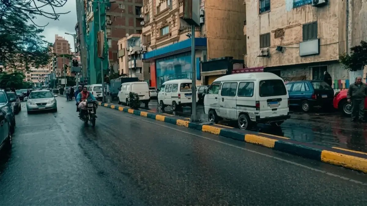 عاصمة تواجه العاصفة المناخية... لكنها تظل عند 24 درجة مئوية فقط