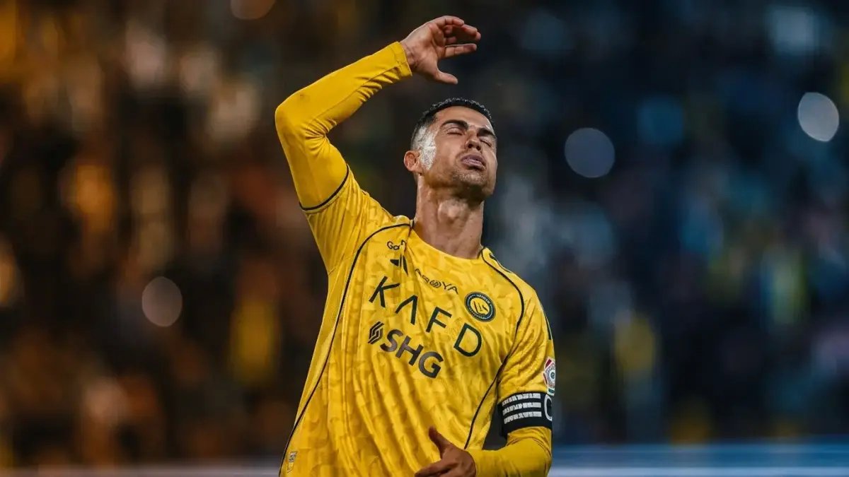 القرار الصادم من صندوق الاستثمارات العامّة: تسريع كامل للتخارج من 4 أندية هو رسالة النهاية لمشهد تاريخي واستثمار جديد في المستقبل